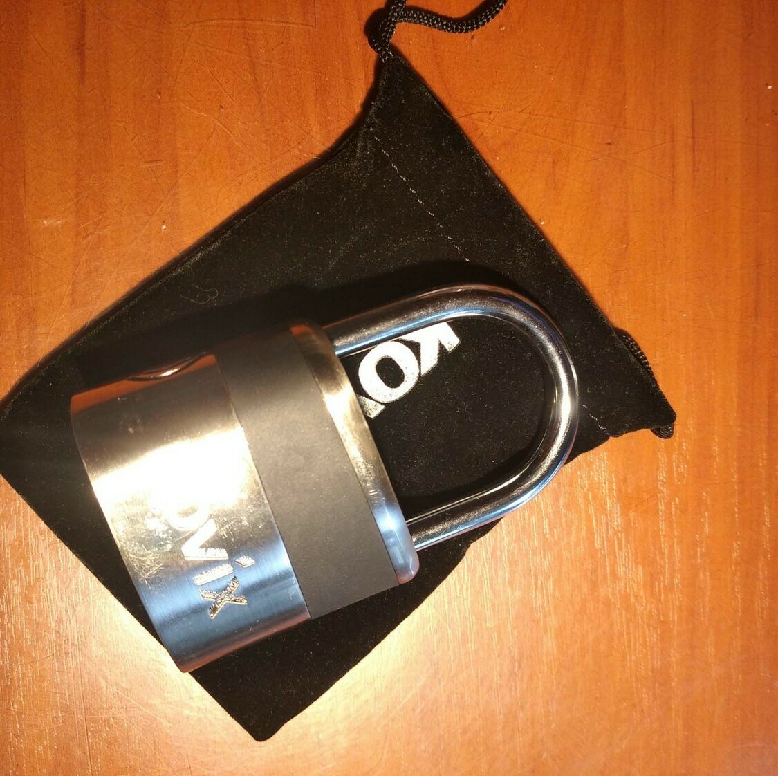 Надежный замок и безотказная сигнализация Защита катера от кражи