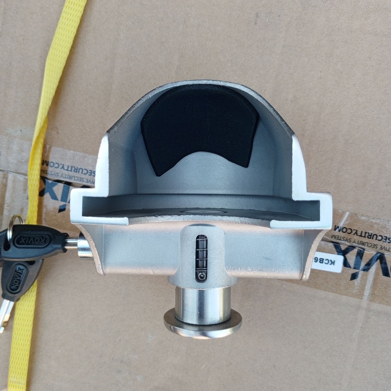 Замок открыт противоугонка для прицепа